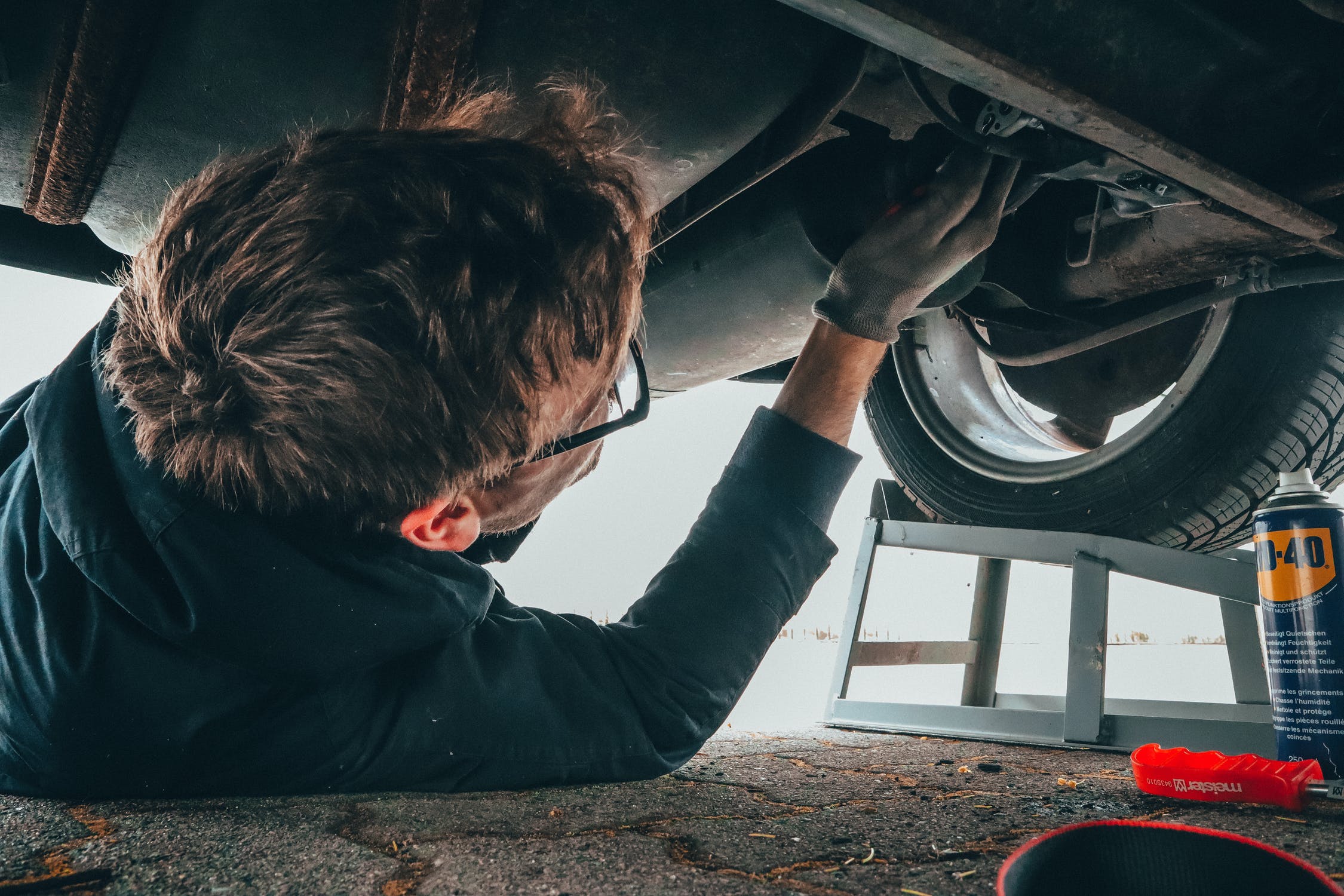 Processes involved in truck maintenance